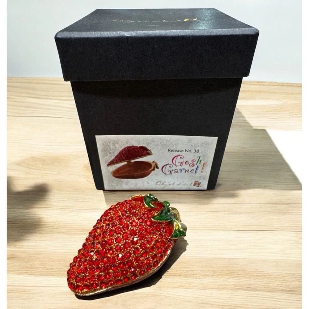 Objet D'Art #38 GOSH GARNET! strawberry Blinged Hinged Trinket Box